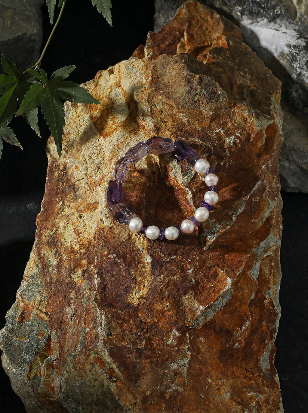 Serenity | Amethyst & Freshwater Pearl Bracelet